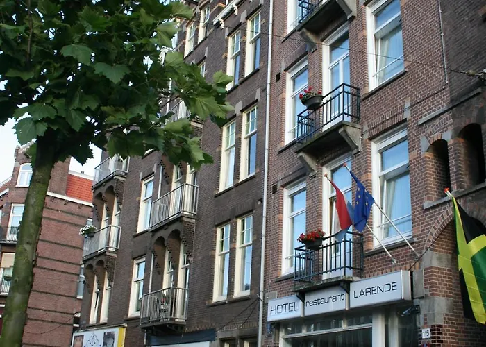 Hotel Larende